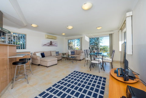 Ronald Avenue 1/65 - Shoal Bay - Accommodation Mooloolaba 1