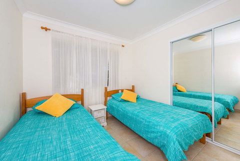 Ronald Avenue 1/65 - Shoal Bay - Accommodation Mooloolaba 8