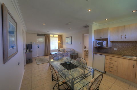 Cooma Motor Lodge Motel - Accommodation Mooloolaba 25