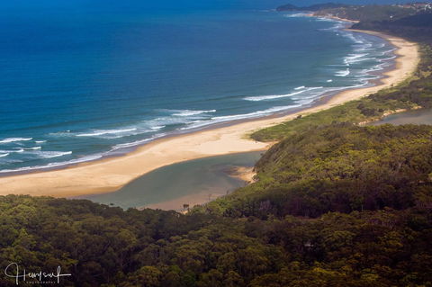 Valla's Beach House - Accommodation Mooloolaba 4