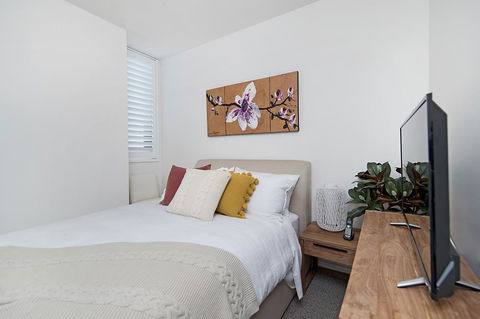 Arena Luxury Beachfront Apartment - Accommodation Mooloolaba 24