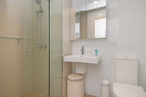 Arena Luxury Beachfront Apartment - Accommodation Mooloolaba 42
