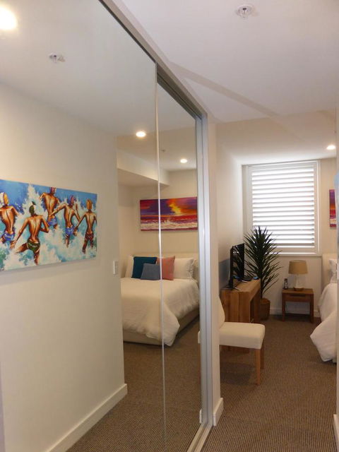 Arena Luxury Beachfront Apartment - Accommodation Mooloolaba 28