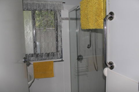 Ducati\'s B And B - Accommodation Mooloolaba 14