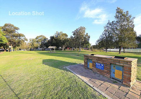 Sydney Apartment Close To Airport & CBD - Accommodation Mooloolaba 28