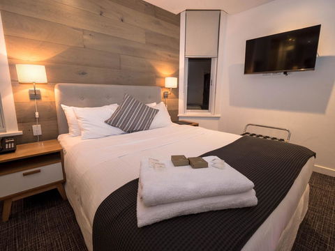 Crown Hotel Surry Hills - Accommodation Mooloolaba 2