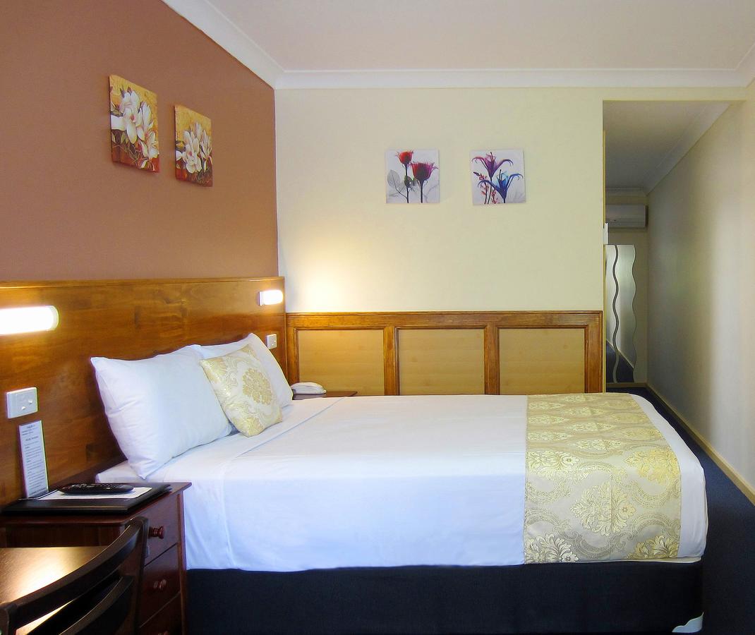 Taree NSW Accommodation Mooloolaba