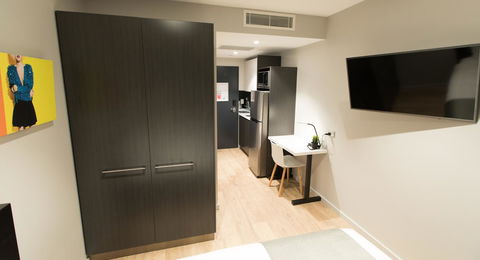Studio 8 Residences - Adults Only - Accommodation Mooloolaba 12