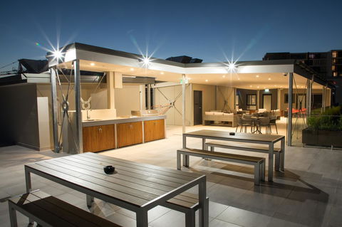 Studio 8 Residences - Adults Only - Accommodation Mooloolaba 9