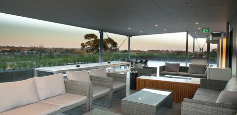 Studio 8 Residences - Adults Only - Accommodation Mooloolaba 7