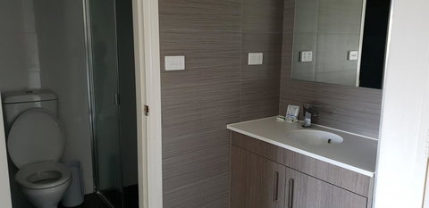 Carlton Suites - Accommodation Mooloolaba 11