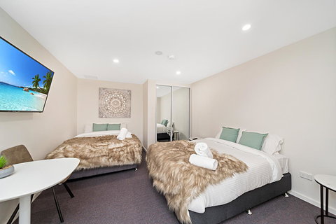 Carlton Suites - Accommodation Mooloolaba 4