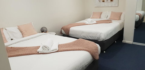 Carlton Suites - Accommodation Mooloolaba 12