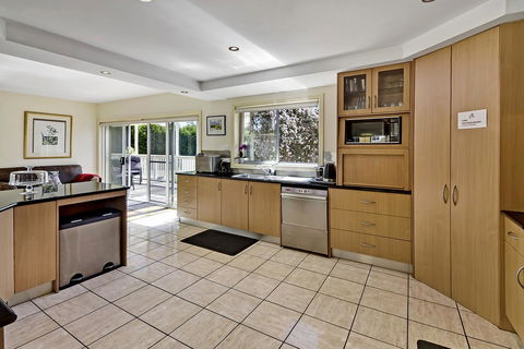 Bundanoon Lodge - Accommodation Mooloolaba 28