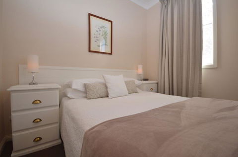 The Old Saddlery - Accommodation Mooloolaba 6