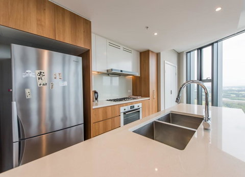 180Â° Water View Three Bedroom (wooden Furniture) - Accommodation Mooloolaba 4