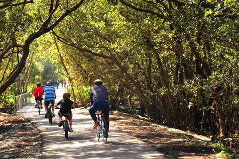 180Â° Water View Three Bedroom (wooden Furniture) - Accommodation Mooloolaba 5