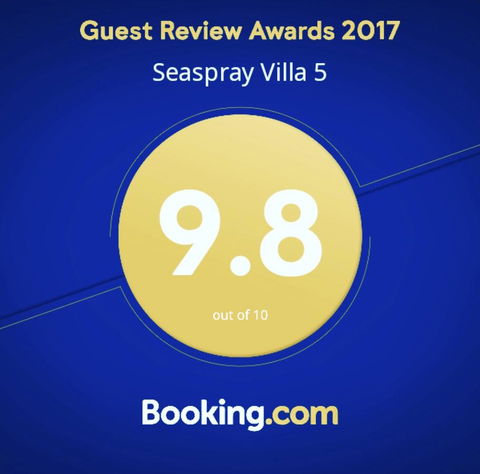 Seaspray Villa 5 - Accommodation Mooloolaba 1