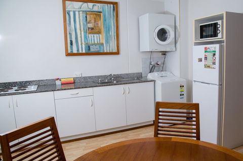 Cullen Bay Resorts - Accommodation Mooloolaba 5