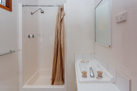 Ingenia Holidays Eden Beachfront - Accommodation Mooloolaba 2
