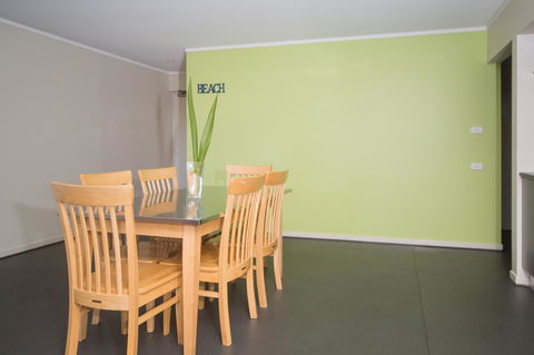 Corrigans Cove - Accommodation Mooloolaba 11