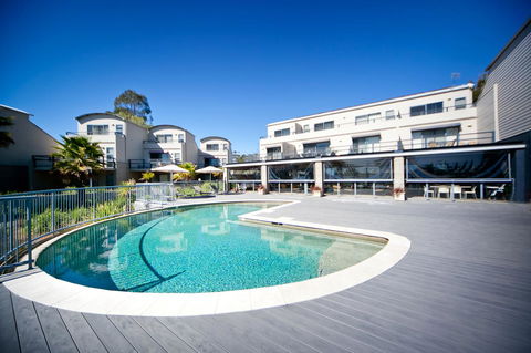 Corrigans Cove - Accommodation Mooloolaba 0