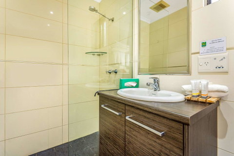 Quality Hotel Darwin Airport - Accommodation Mooloolaba 2