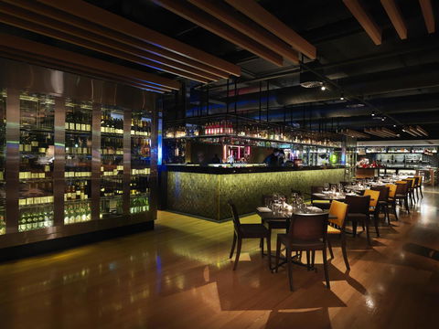 QT Canberra - Accommodation Mooloolaba 7