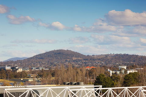 Crowne Plaza Canberra, An IHG Hotel - Accommodation Mooloolaba 16