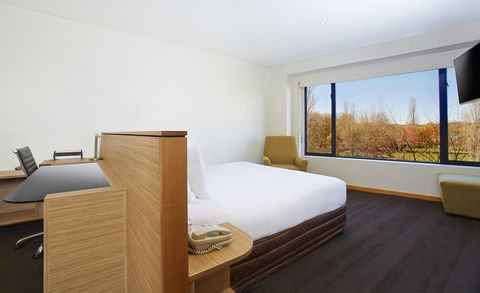 Crowne Plaza Canberra, An IHG Hotel - Accommodation Mooloolaba 41