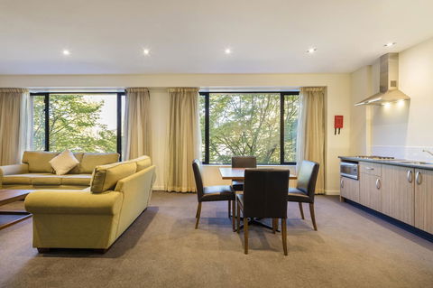 Crowne Plaza Canberra, An IHG Hotel - Accommodation Mooloolaba 35