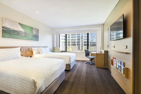 Crowne Plaza Canberra, An IHG Hotel - Accommodation Mooloolaba 31