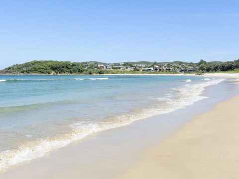 Bombora @ Fingal Bay - Accommodation Mooloolaba 3