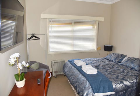 Boucher Manor - Northam. - Accommodation Mooloolaba 0