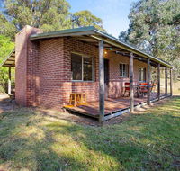 Braeside Cabin Three - Parsonsia - Accommodation Mooloolaba
