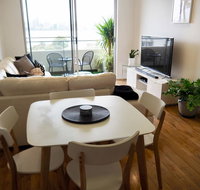 Breathtaking River  City Views Free Parking  WiFi - Accommodation Mooloolaba