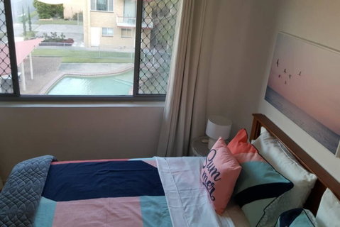 Bribie Beach King Bed Unit Overlooking Pool - Accommodation Mooloolaba 3