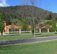 Bright on Track - Accommodation Mooloolaba