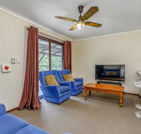 Bright Neat  Convenient House - Accommodation Mooloolaba