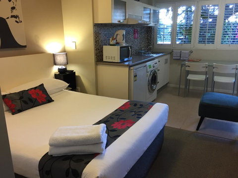 Brisbane Street Studios - Accommodation Mooloolaba 3