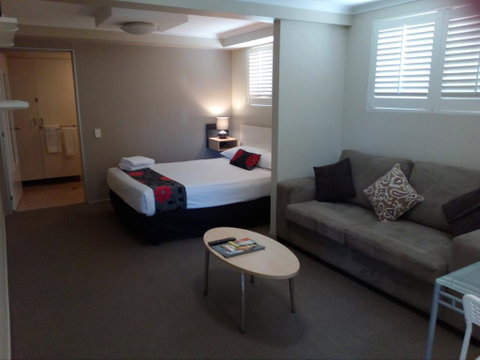 Brisbane Street Studios - Accommodation Mooloolaba 2