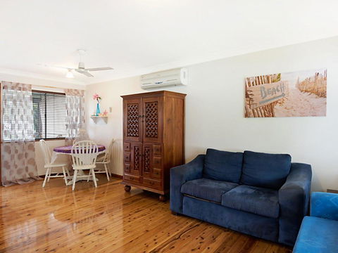 Budgewoi Cottage - Accommodation Mooloolaba 3