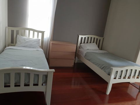 Bunbury's Most Convenient Location - Unit 2 - Accommodation Mooloolaba 2