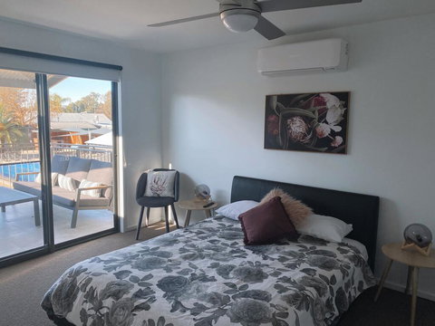 Bundalong Villas - Accommodation Mooloolaba 1