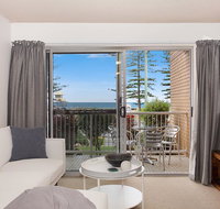 Camden House 2 - Accommodation Mooloolaba
