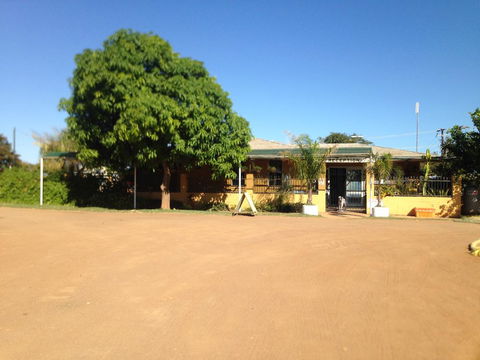 Carnarvon Caravan Park - Accommodation Mooloolaba 1