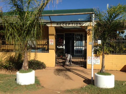 Carnarvon Caravan Park - Accommodation Mooloolaba 2