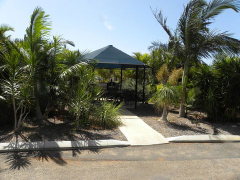 Carnarvon Central Apartments - Accommodation Mooloolaba 1