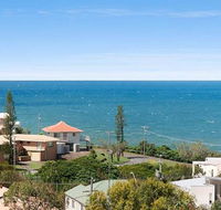 Carolyn's Beach House - Accommodation Mooloolaba