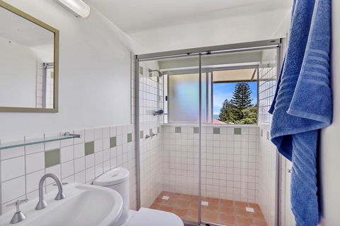 Cascades - Accommodation Mooloolaba 3